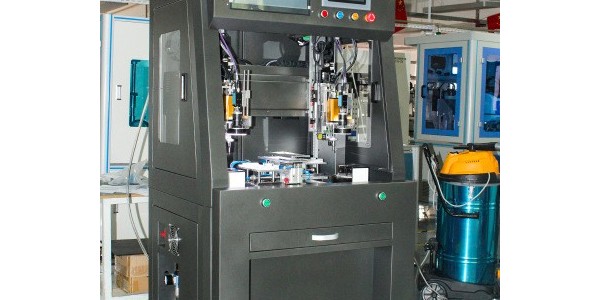 自動打螺絲機容易卡料嗎？-堅豐股份